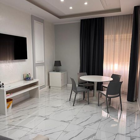 Lady Mary'S Luxury Suites Napoli Eksteriør bilde