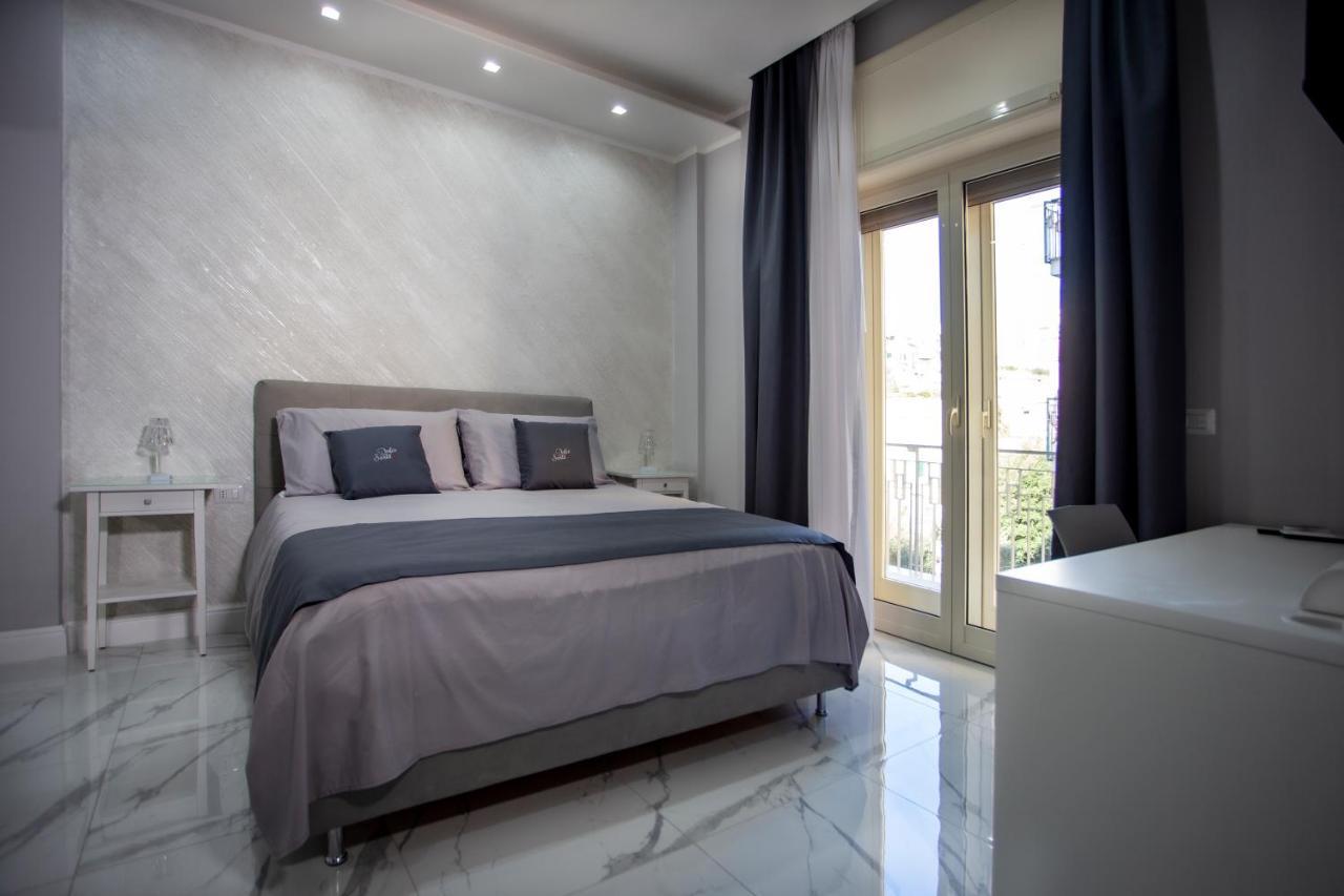 Lady Mary'S Luxury Suites Napoli Eksteriør bilde